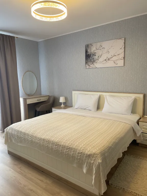 Современная видовая 1-комнатная квартира у реки в Завидово