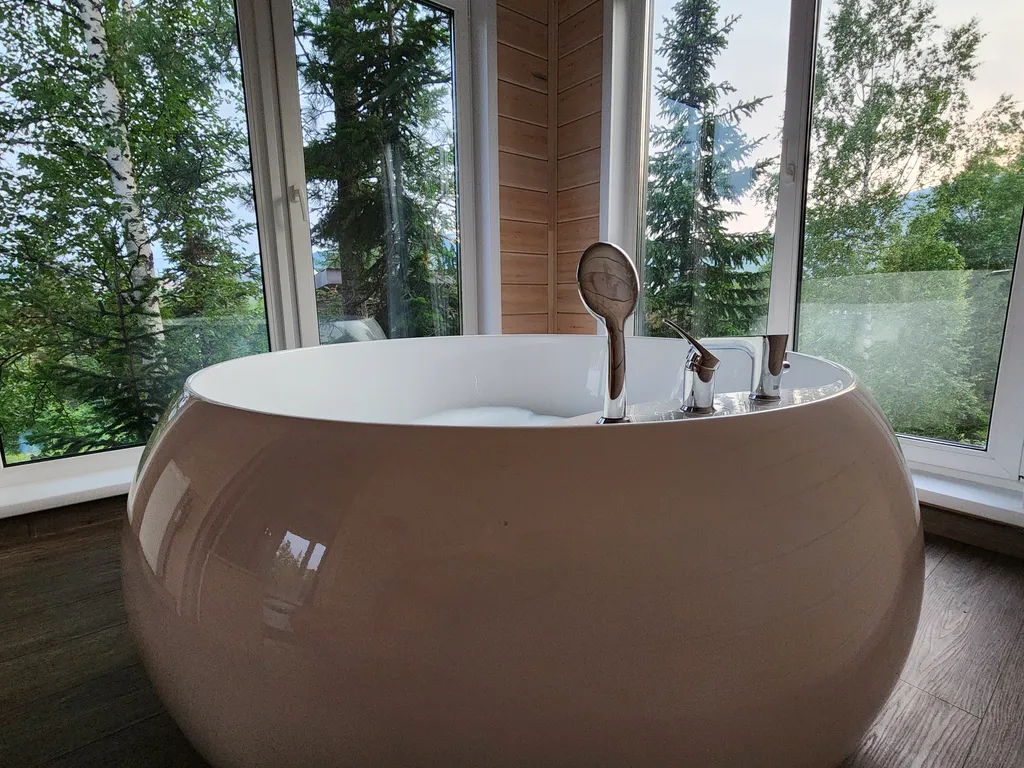 Дом SPA с большой ванной и бассейном