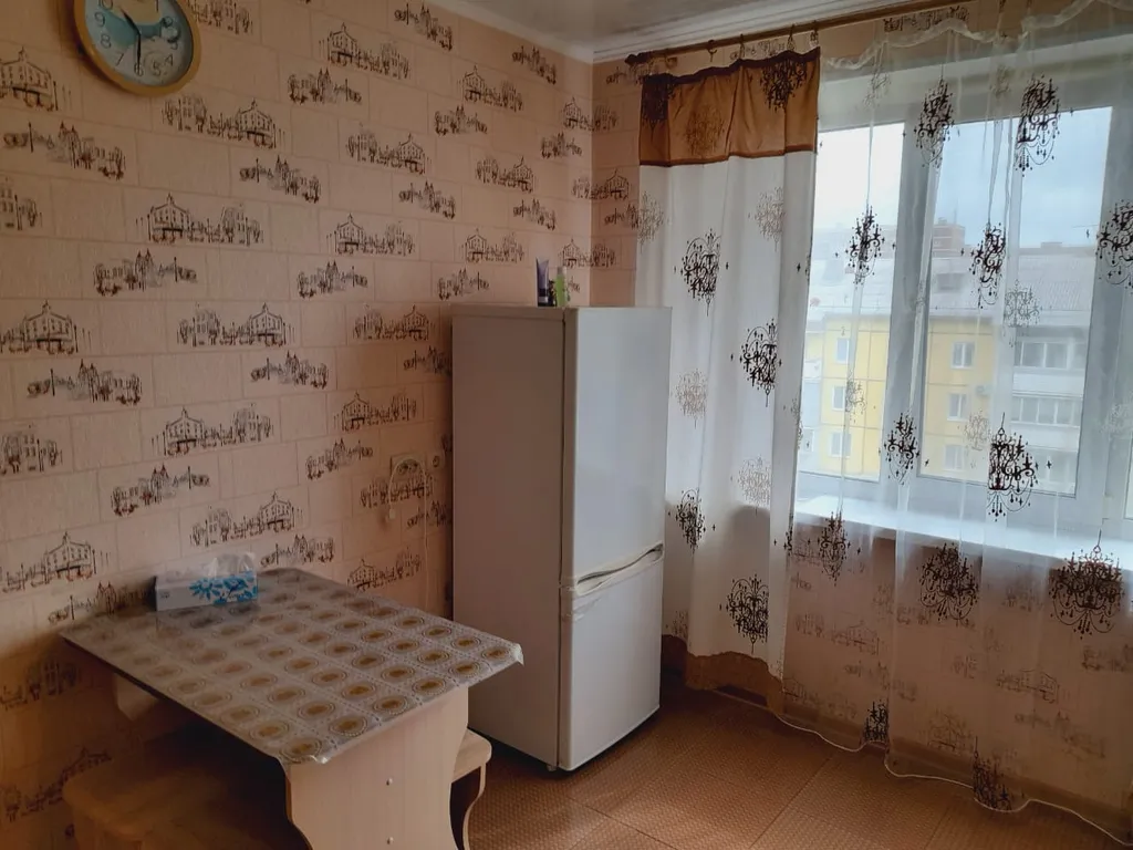 2-комнатная квартира в районе жд вокзала