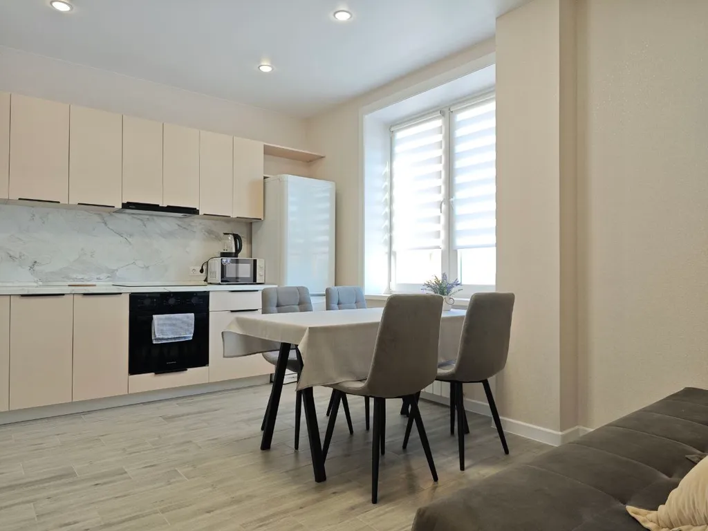 Квартира Квартира Стильная евродвушка рядом с кардиоцентром — Хабаровск