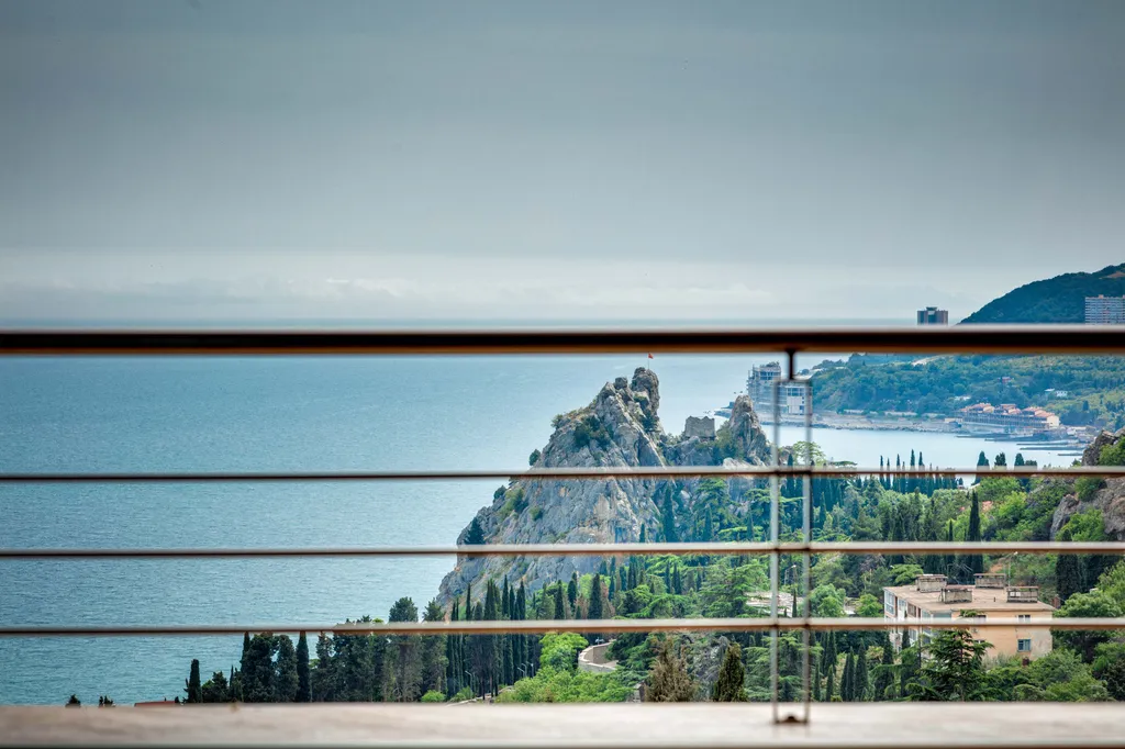 3-комнатная квартира с видом на море