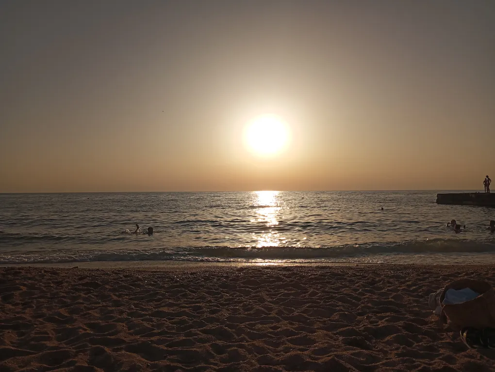 Спокойный отдых рядом с морем