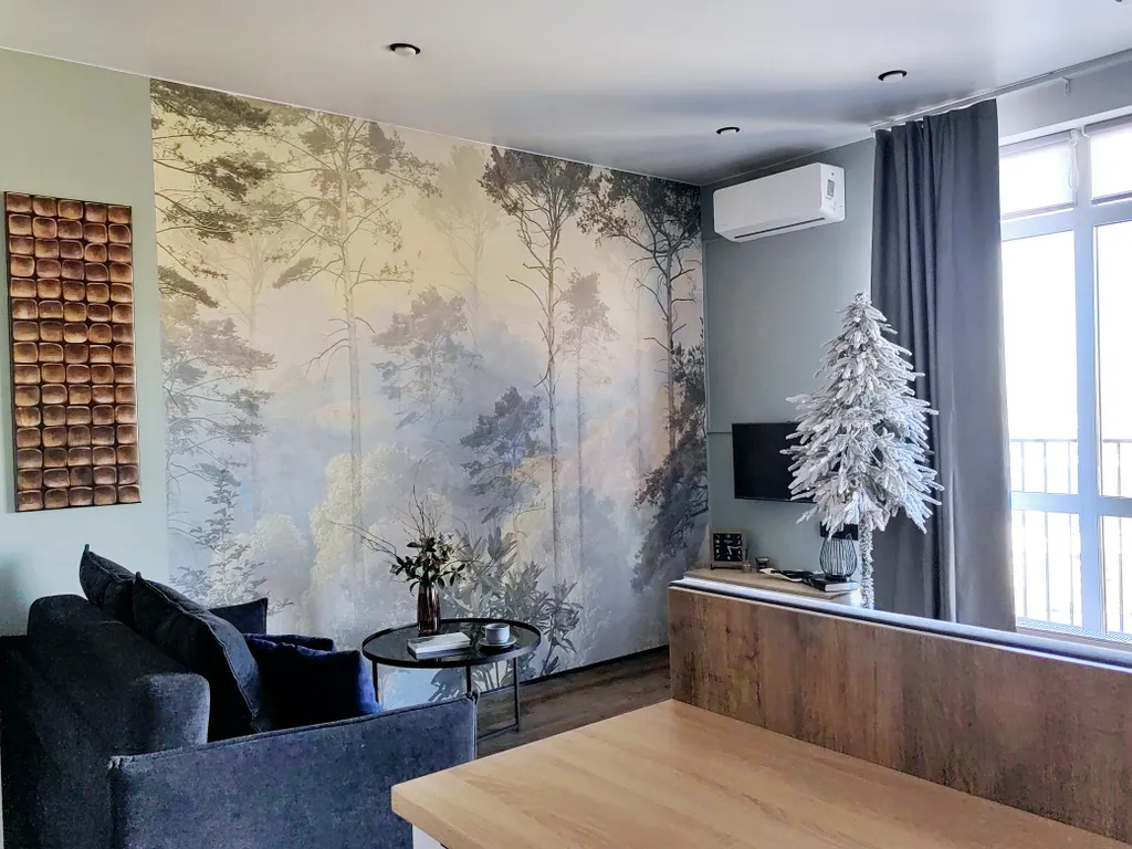 Полёт стрижа с залипательным видом и балконом