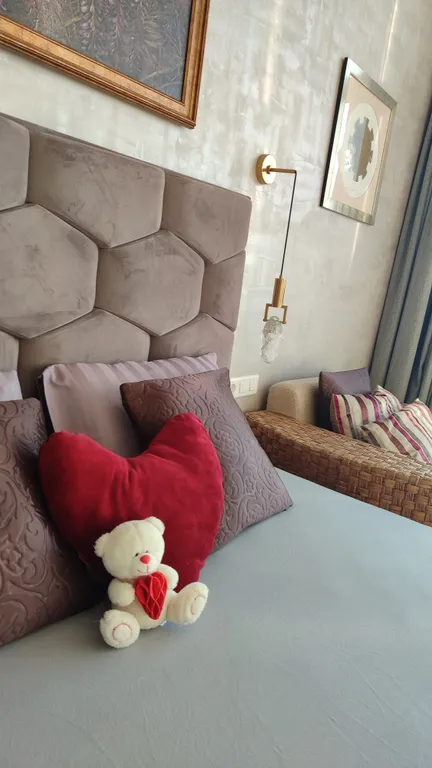 Апартамент Любимое Небо - море и горы - наслаждаться лежа на кровати