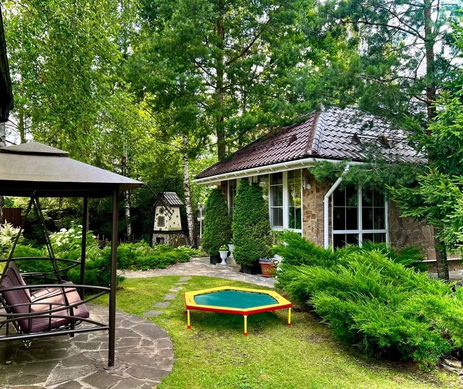 Дом для двоих с сауной и беседкой Villa romantica