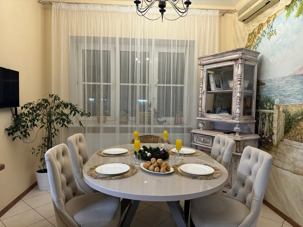 Просторная квартира на новый год с ёлкой в самом центре + 2 парковки