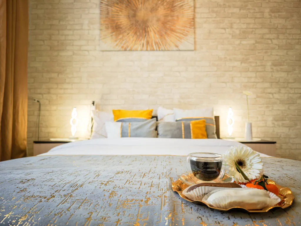 Квартира Квартира Счастье жить в Севастополе в самом центре с видом на Покровский собор — Севастополь