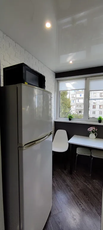 Квартира Комфортабельная квартира у ДК имени Римского-Корсакова — Тихвин