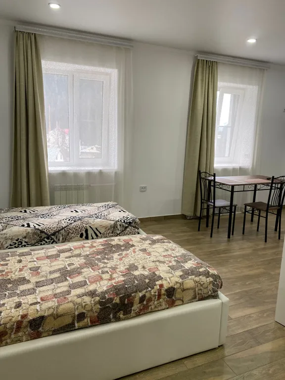 Новая однушка-студия в Домбае