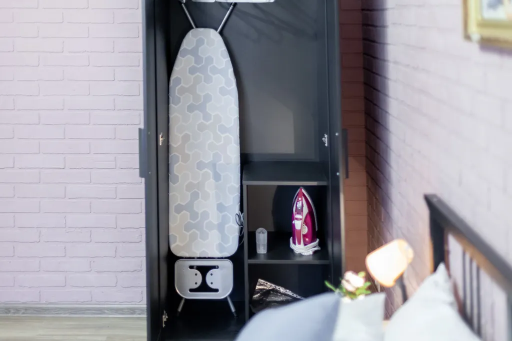 Апартамент RentPlaza с двумя спальнями