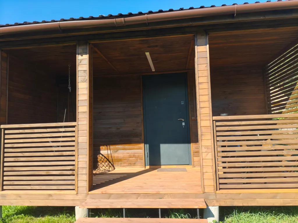 Гостевой двухместный домик