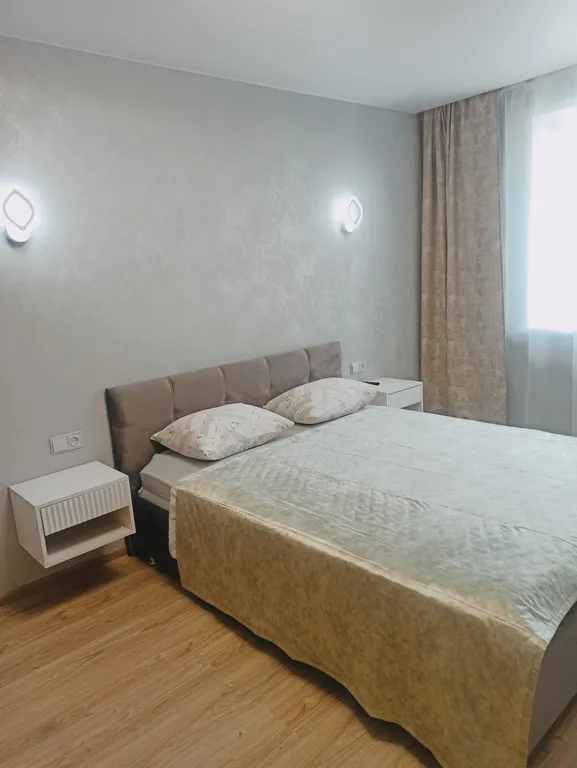 Уютная квартира с новым ремонтом рядом с СК Лада Арена