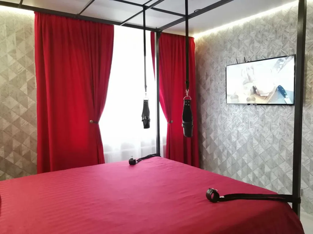 Красная комната Настроение