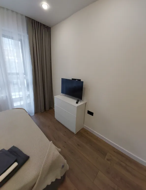 Красивая и уютная студия в новом доме комфорт класса