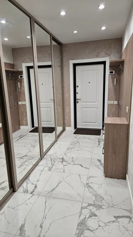 Апартамент с видом на город