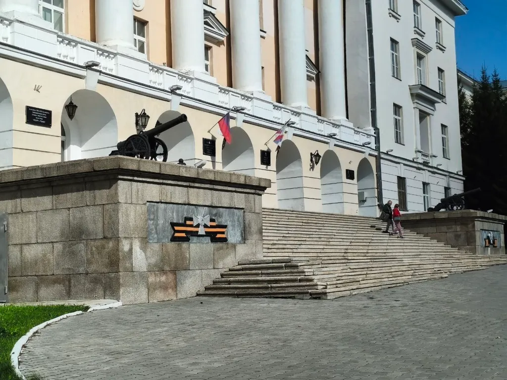 Квартира Двухкомнатная квартира в центре Втузгородка - Проспект Ленина 103 — Екатеринбург