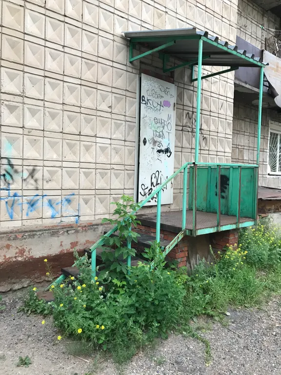 Комната в общежитии секционного типа в центре города