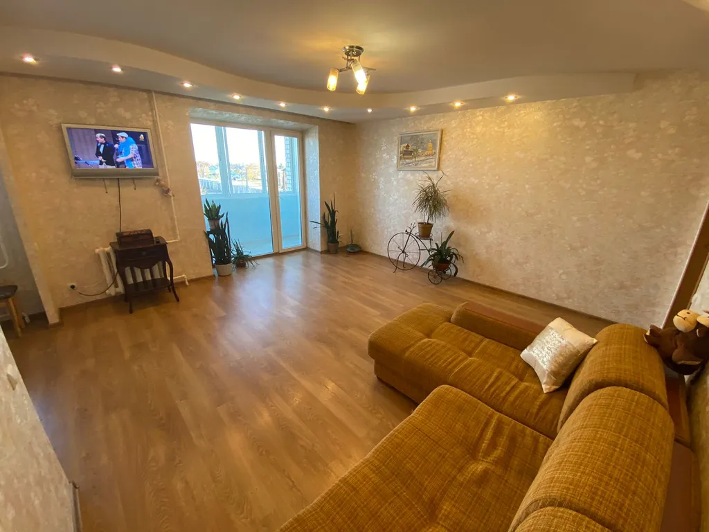 4-комнатная Квартира