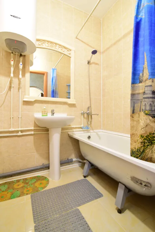 Квартира рядом с ТЦ Аура, ЖД, Аэропорт