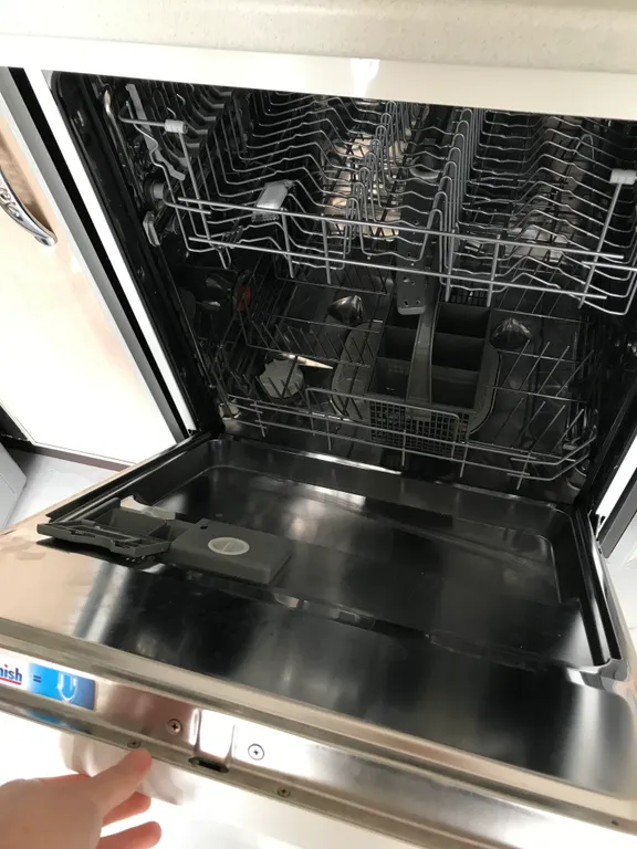 Сдается в 5 минутах от моря, уютная чистая квартира