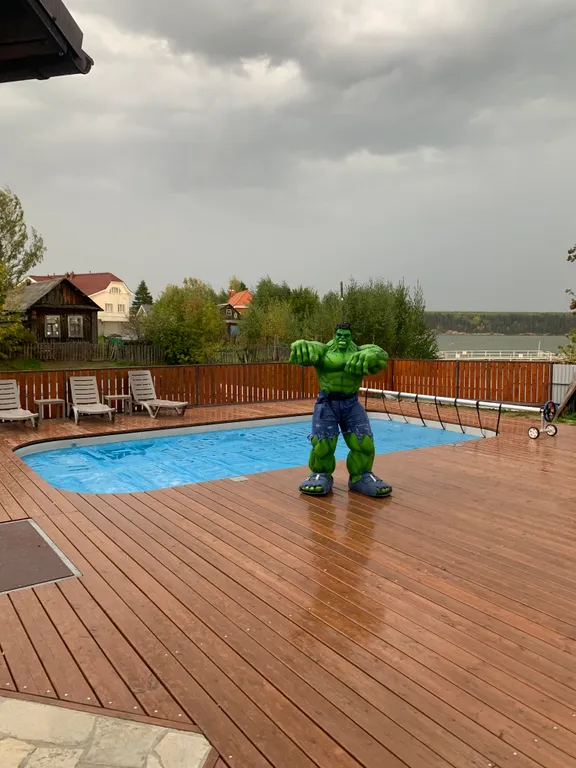 Аквамарин - гостевой комплекс с подогреваемым бассейном