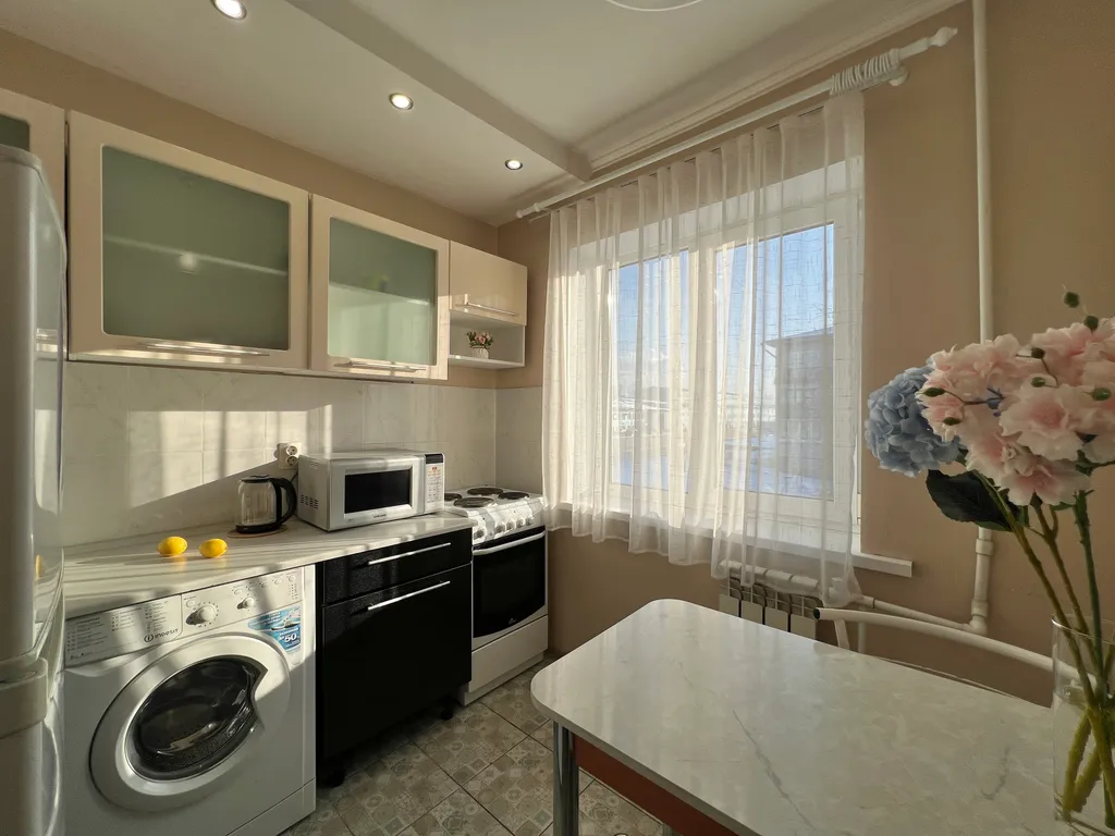 Теплая 1-к кв рядом с жд вокзалом. Не берем оплату за финальную уборку