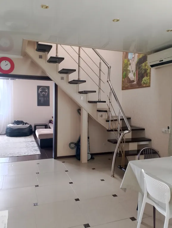 Просторная квартира в трёх кварталах от парка Галицкого