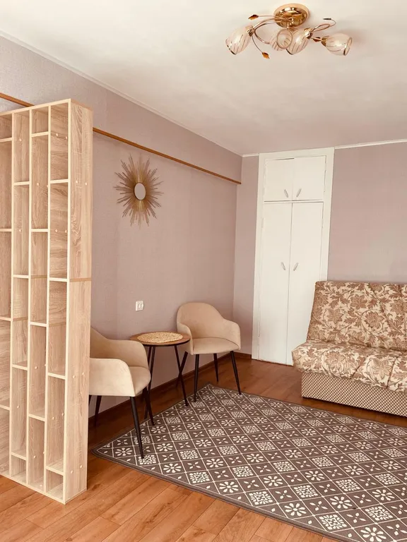 1 комнатная квартира в тихом районе с озером (3 гостя)