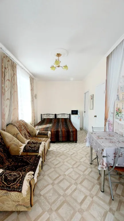 Квартира Полулюкс в центре города — аренда посуточно в Феодосия