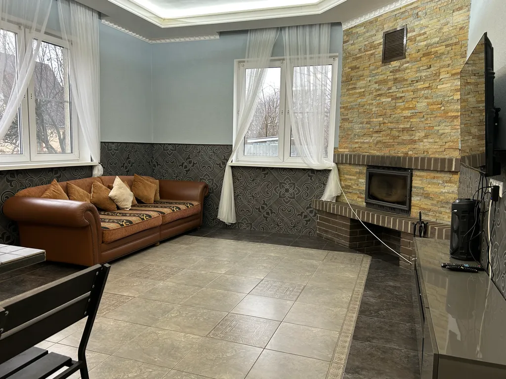 Комфортабельный коттедж с баней на дровах