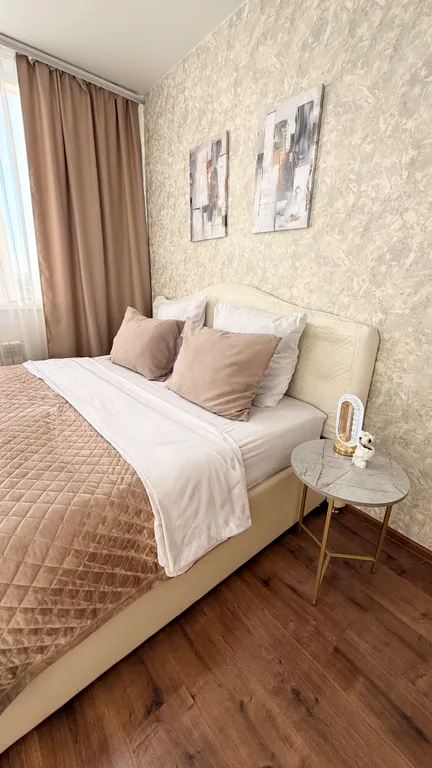 Уютная двухкомнатная квартира с шикарным видом с 24 этажа — аренда посуточно в Ульяновск