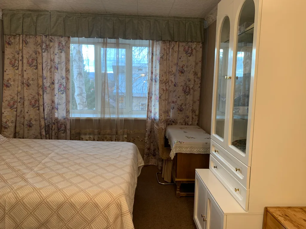 Особняк 207 кв м, элитный городской район, командированным документы