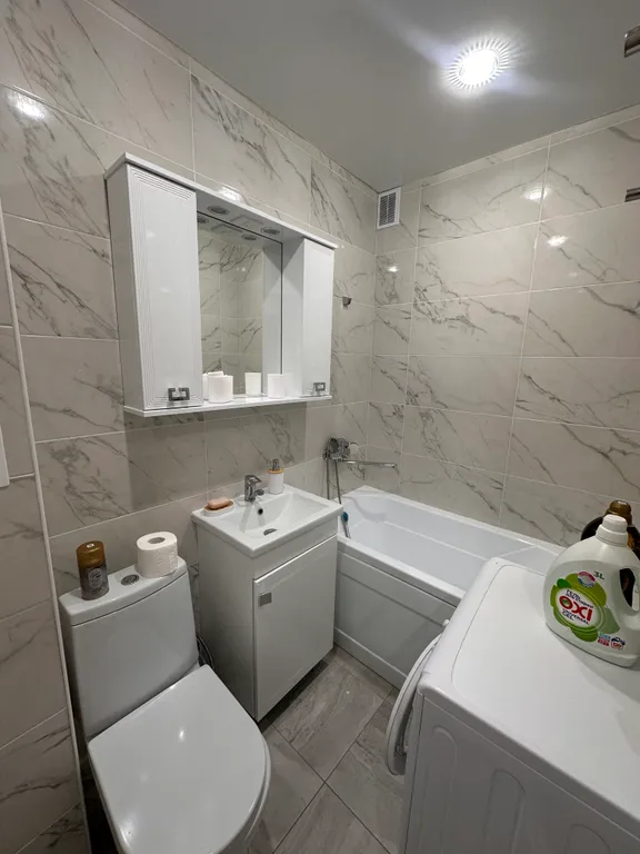 Двухкомнатная квартира со свежим ремонтом