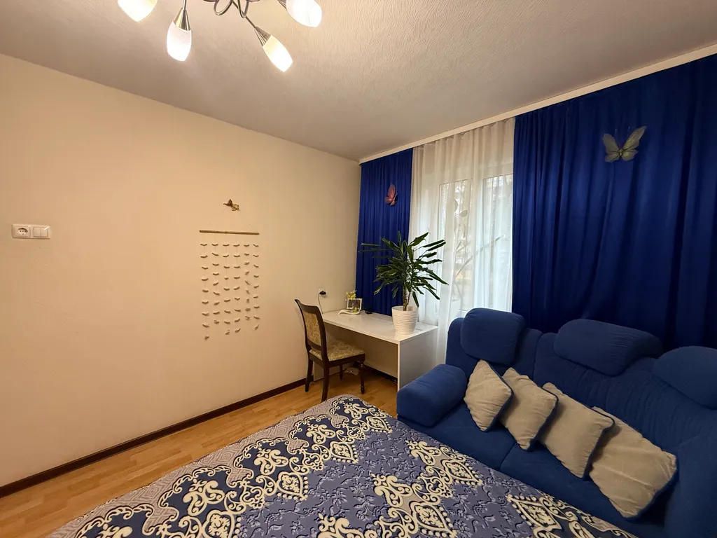 Комната в Карибском стиле в трехкомнатной квартире