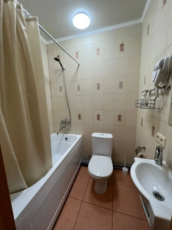 Апартамент с балконом у вокзала