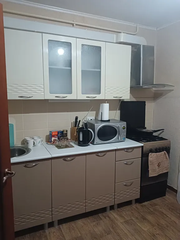 Уютная 2-х комнатная квартира в военном городке 1 этаж недалеко от М4