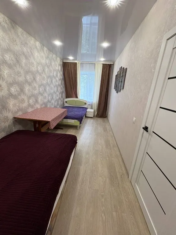 Трёхкомнатная квартира в районе центральная площади