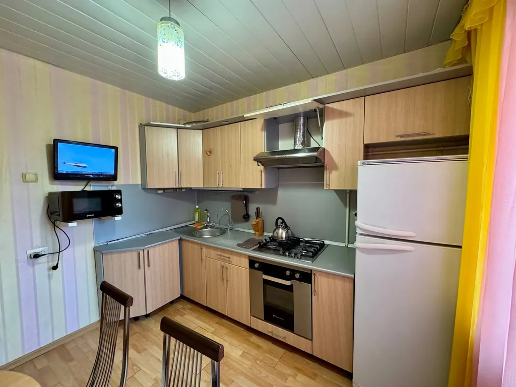 Двухкомнатная в центре