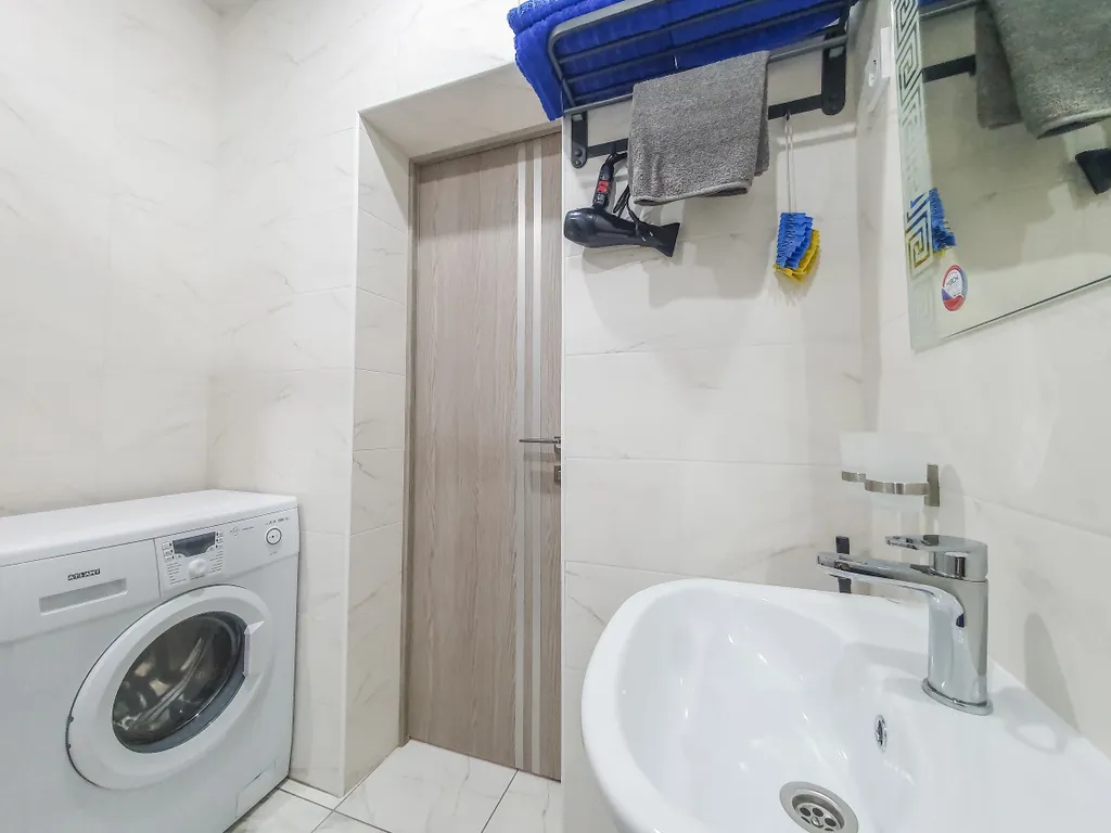 Отдельный дом на первой линии Азовского моря