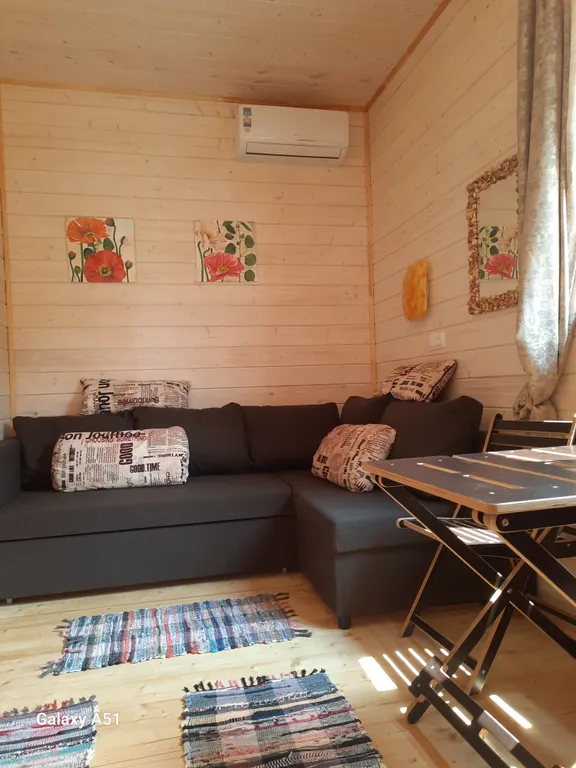 Коттедж с баней и тёплым джакузи