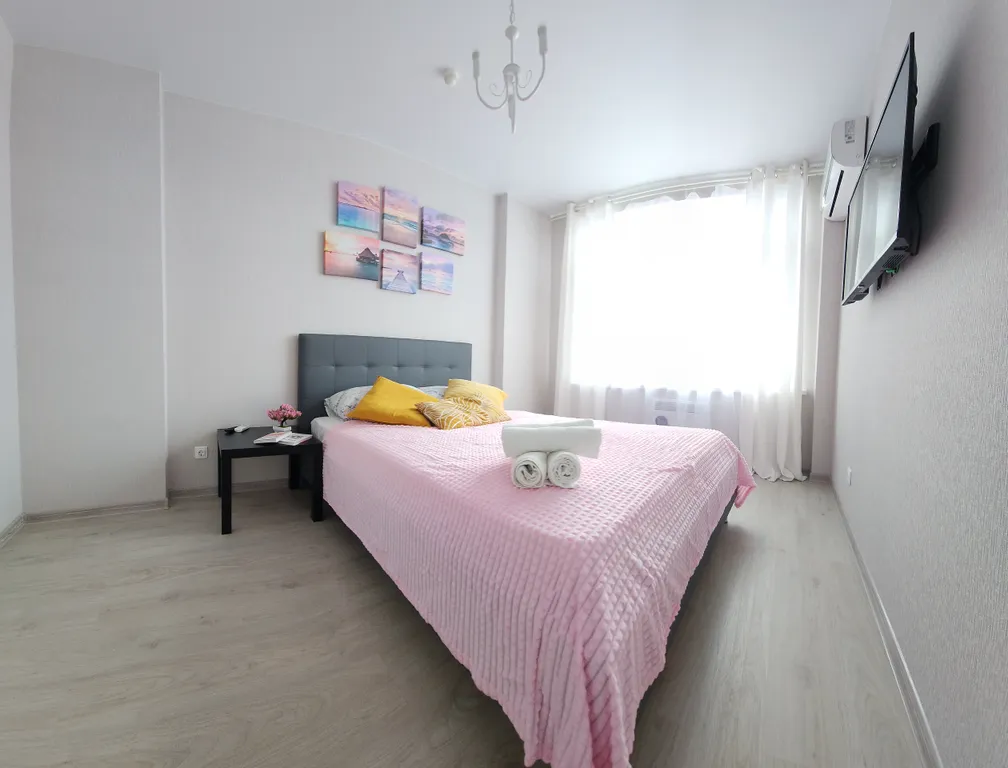 Двушка с видом на детскую площадку