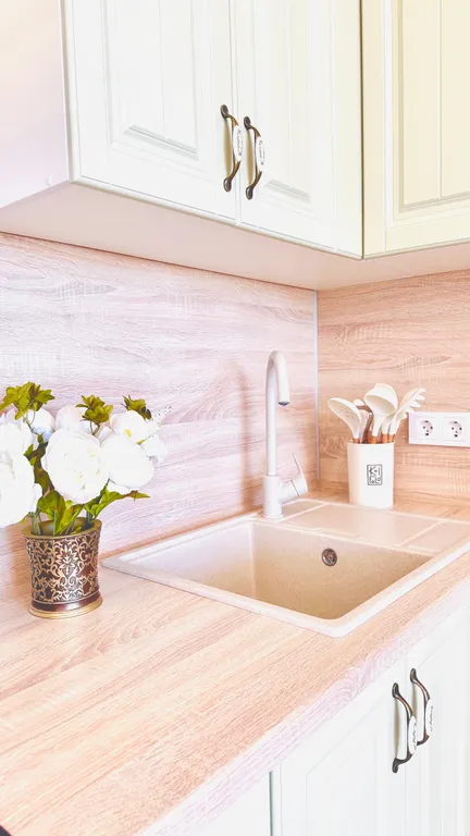 Стильные апартаменты с видом на море