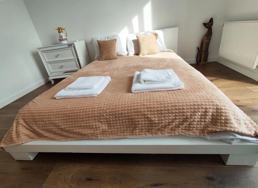 Уютная квартира рядом с метро, 3 отдельные спальни