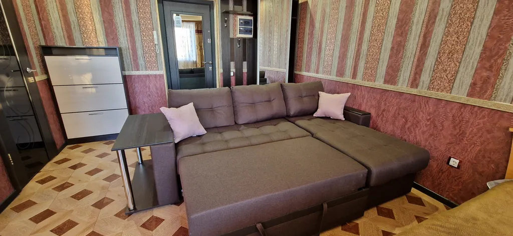 Студия с видом на реку Ангару