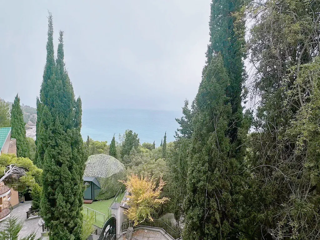 Апартаменты варвара с видом на море