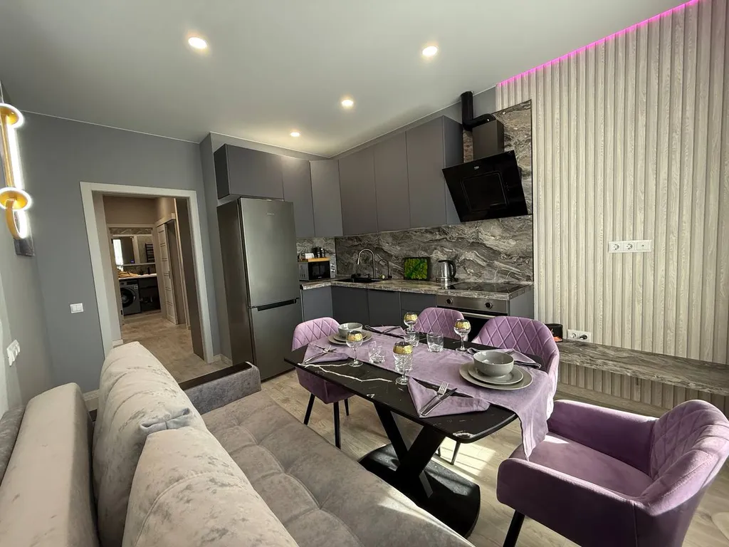 Квартира в 5 минутах пешком до Парка облаков. Парк Галицкого