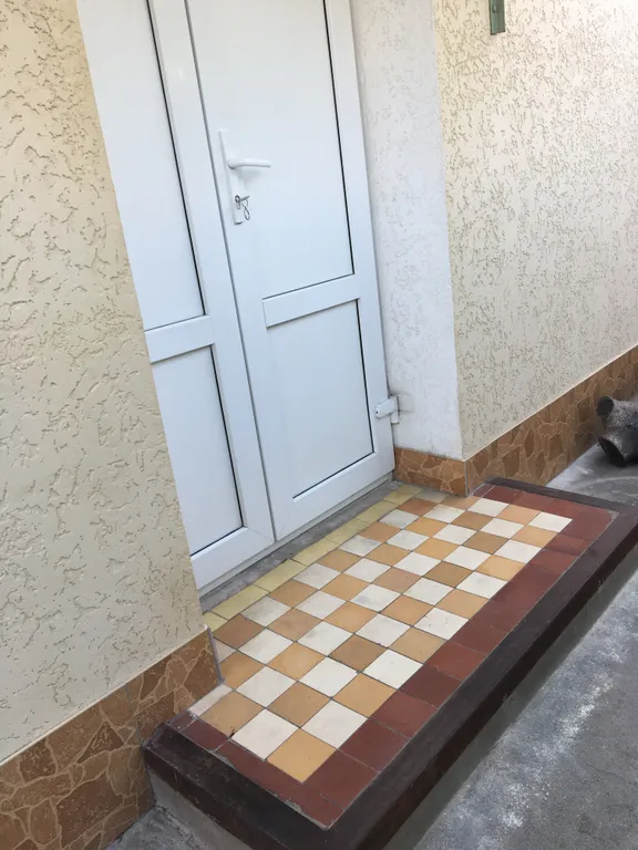 Коттедж Дом в тихом районе — Евпатория