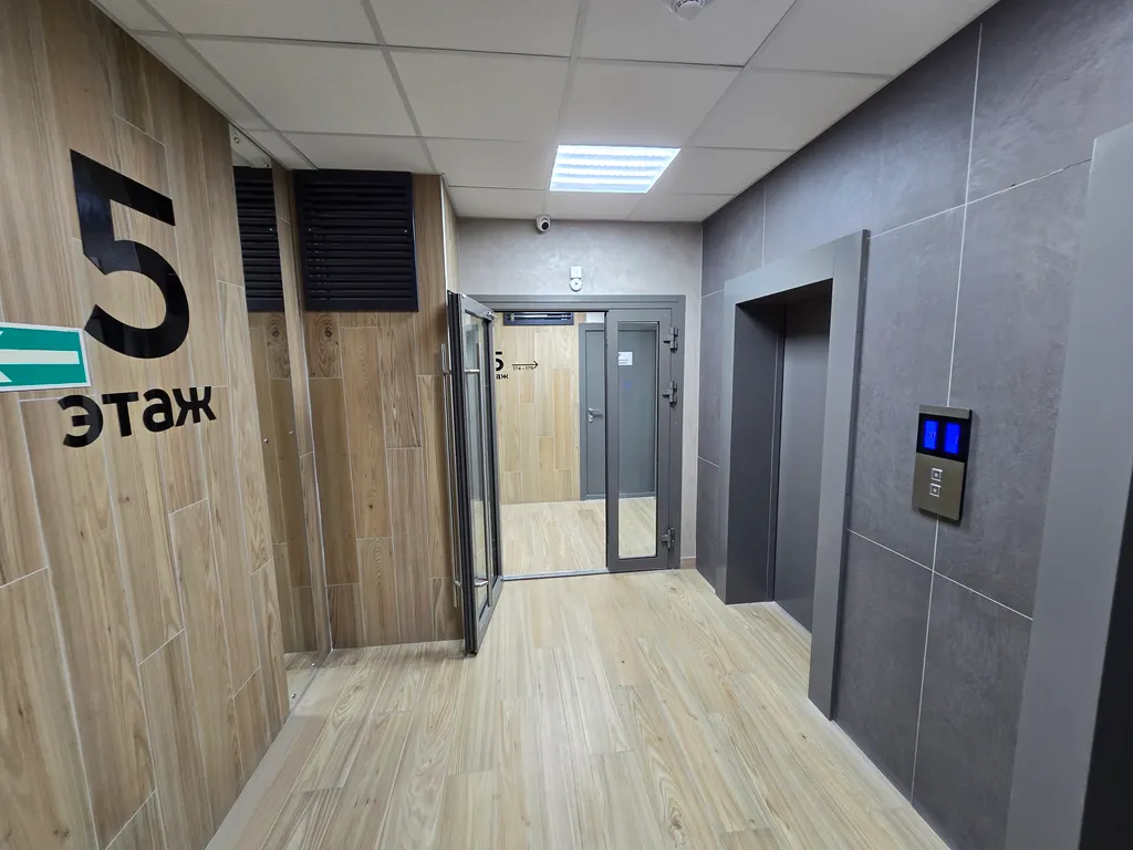 Современная квартира в новом элитном доме на ФПК