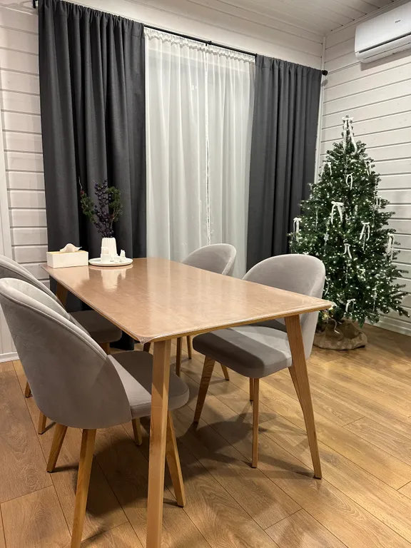 Уютный дом для отдыха на границе с лесом