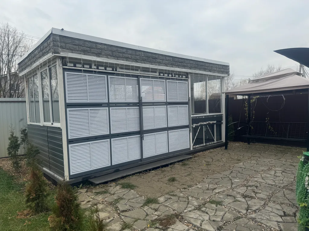 Уютный дом с бассейном и баней для отдыха, семейных праздников